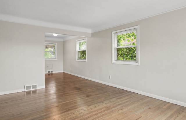24434 West Chicago Gallery 1