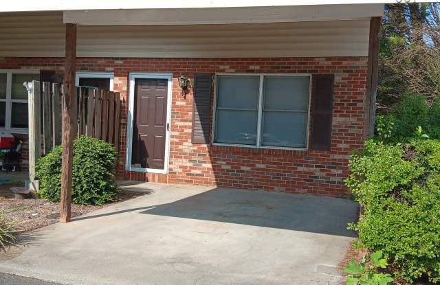 602 Timberline Drive - 602 Timberline Drive Southeast, Winston-Salem, NC 27101