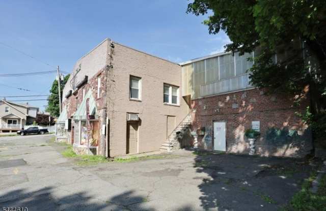 554 W Broadway Gallery 2