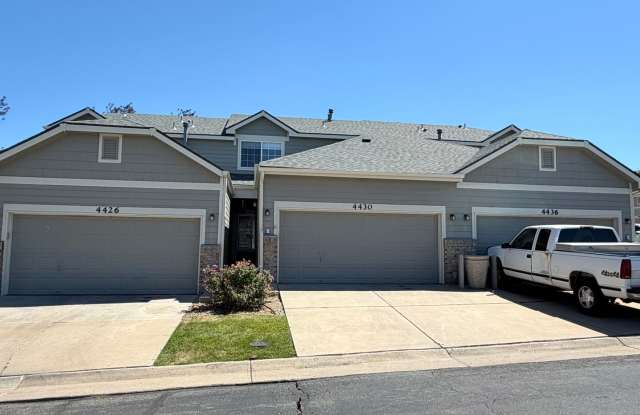 Immaculate Townhome Near Southlands with Granite Kitchen, Fireplace & Two Primary Suites photos photos