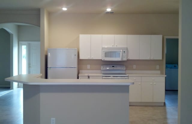 Lovely 3/2 single family home in Cape Coral photos photos