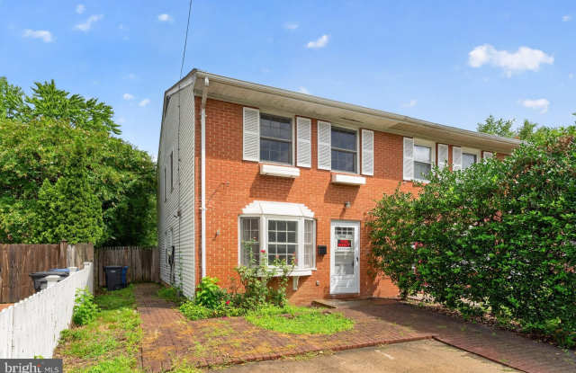 508 E WINDSOR Avenue Gallery 1