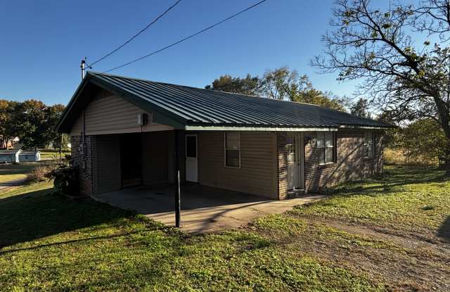 213 S Cazort Street - 213 Cazort Street, Lamar, AR 72846