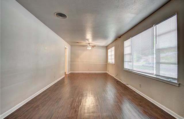 7520 Hovenkamp Avenue Gallery 4