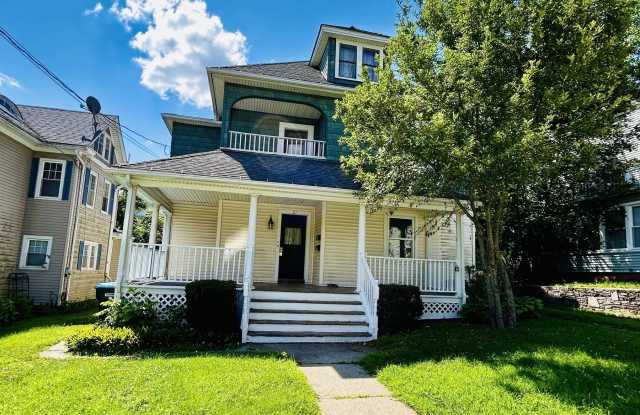 27 Pleasant Street photos photos