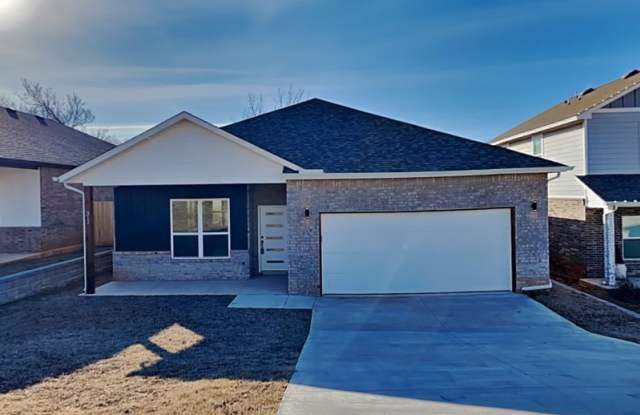 312 W 3rd St photos photos