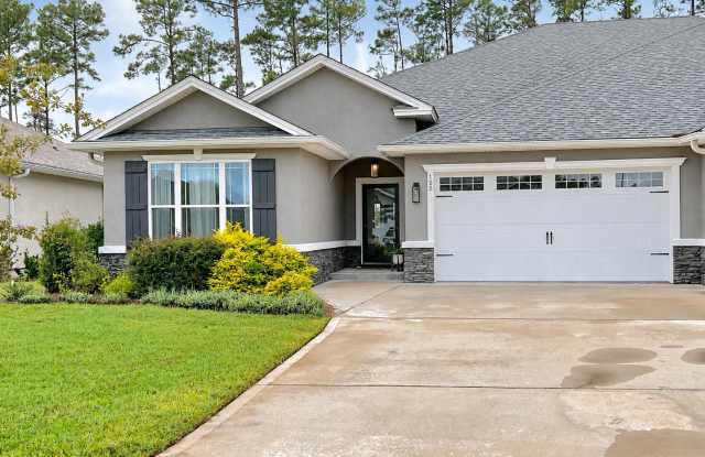Charming 3-Bedroom, 2-Bath Home in Immaculate Condition Gallery 1