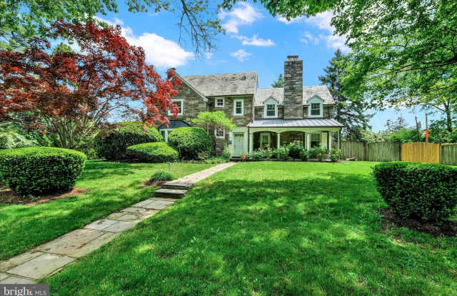 304 WINDING Way photos photos
