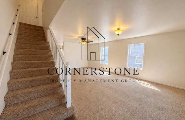 4 Bedroom 3 Bathroom Townhome - $1,325! Gallery 3
