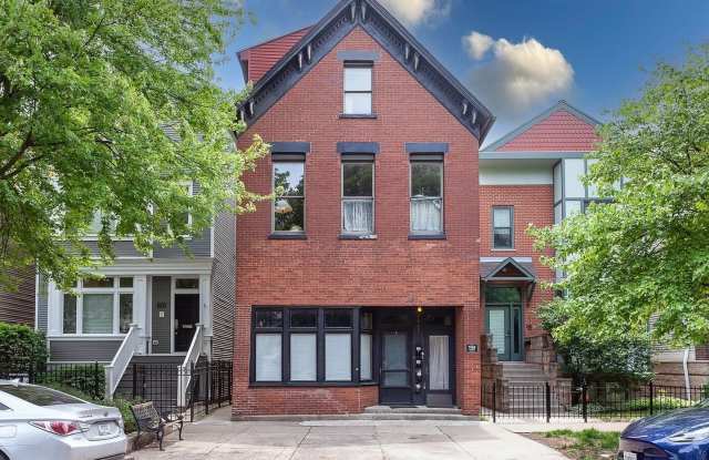 1247 W Wellington Street - 1247 West Wellington Avenue, Chicago, IL 60657