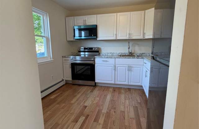 502 Harbor View Court Gallery 2