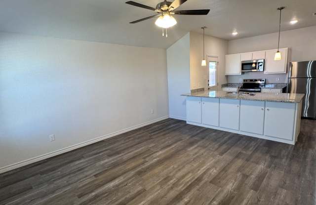 5808 McGregor Loop - A Gallery 3