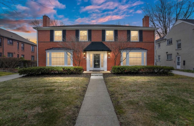 860 Trombley - 860 Trombley Road, Grosse Pointe Park, MI 48230