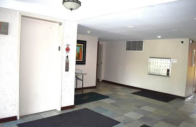 2201 South Stewart Avenue Gallery 3