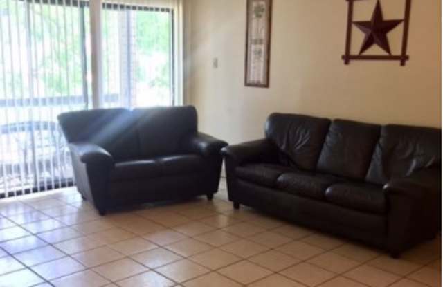 1010 Autumn Cir photos photos