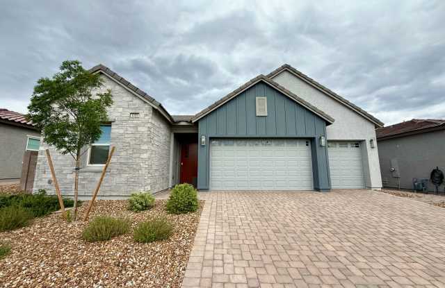 3/BD 3/BA Modern Single-Story Home with Private Pool  Spa in Inspirada photos photos