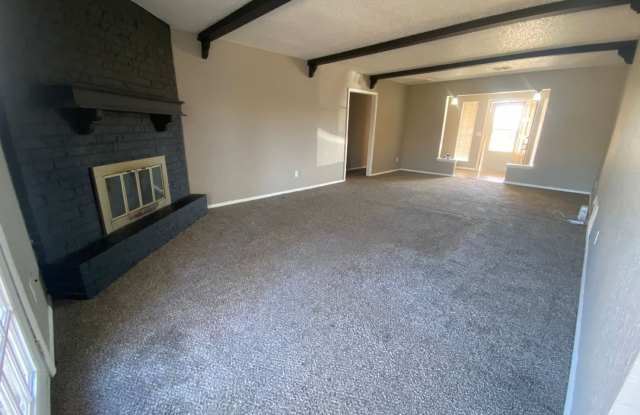 3 Bedroom House Available in OKC Gallery 4