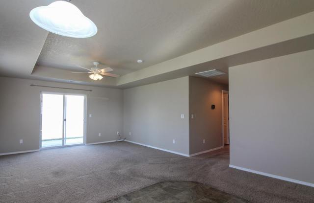 6101 Turf Paradise Dr Gallery 2