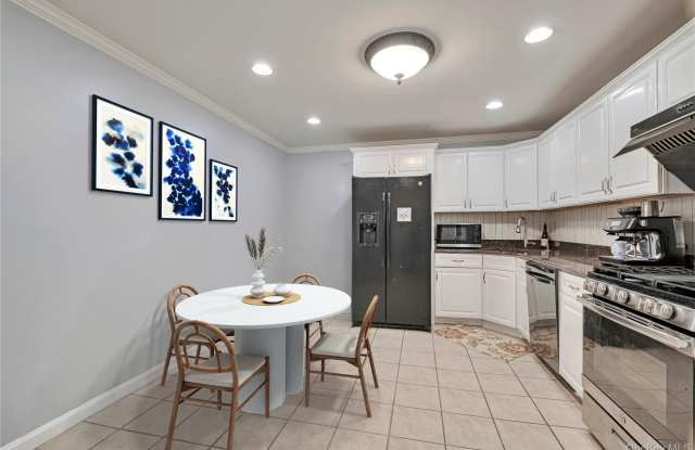 119 Montgomery Avenue Gallery 4