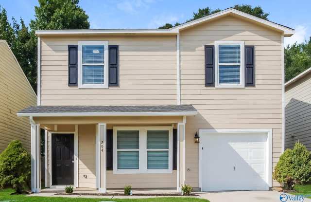 204 Farmington Drive - 204 Farmington Drive, Harvest, AL 35749