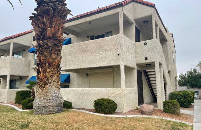 Great 2 Bedroom and 2 bath Condo on First Floor close to UNLV Gallery 4