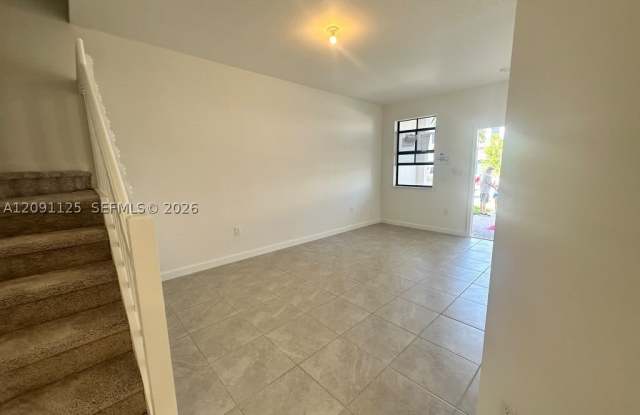 23049 SW 129th Pl Gallery 3