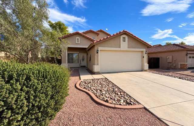 1338 E 10TH Place Gallery 1