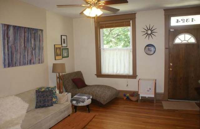 4322-A Hartford Ave Gallery 1