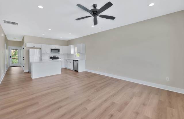 327 Turnpike Road photos photos