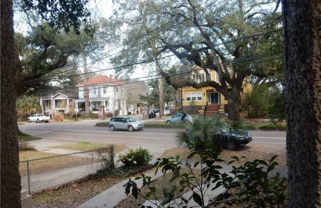 3340 Esplanade Avenue Gallery 3