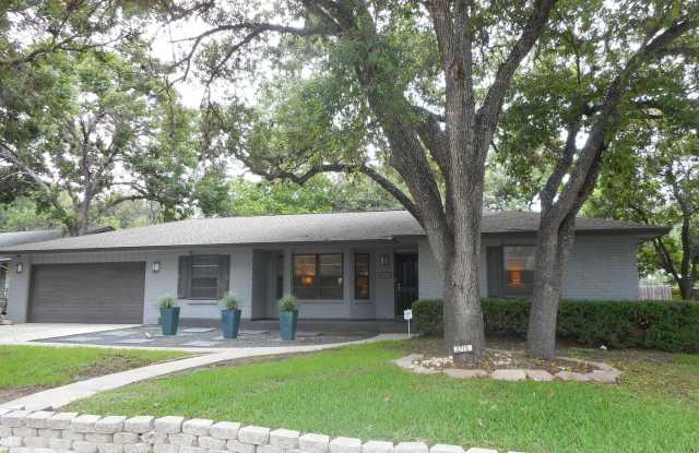 3715 TWISTED OAKS DR photos photos 3715 TWISTED OAKS DR photos photos