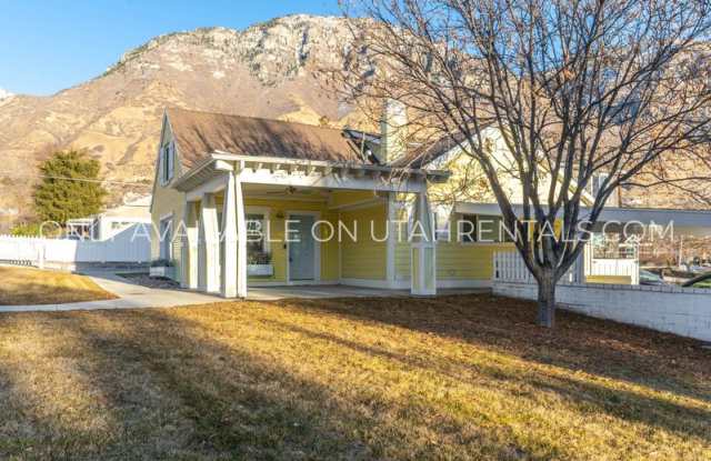 976 Briar Ave photos photos