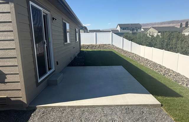 New Construction 3 bed, 2 bath! Gallery 4