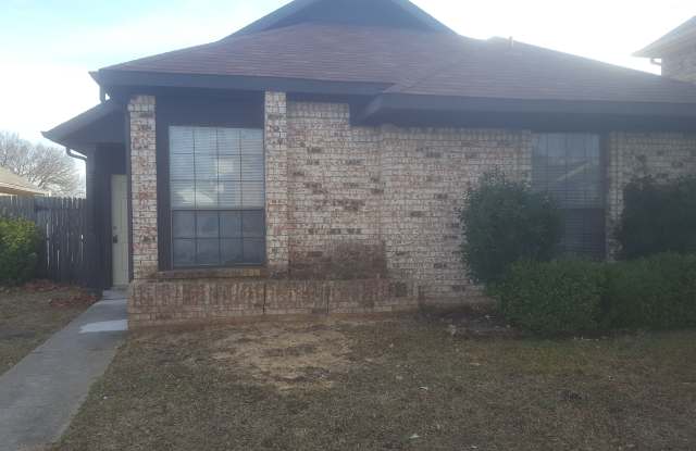 1126 Cypress Lane - 1126 Cypress Lane, DeSoto, TX 75115