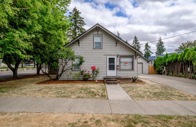 147 Ne Elm St photos photos