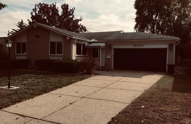 39205 LYNDON Street - 39205 Lyndon Street, Livonia, MI 48154