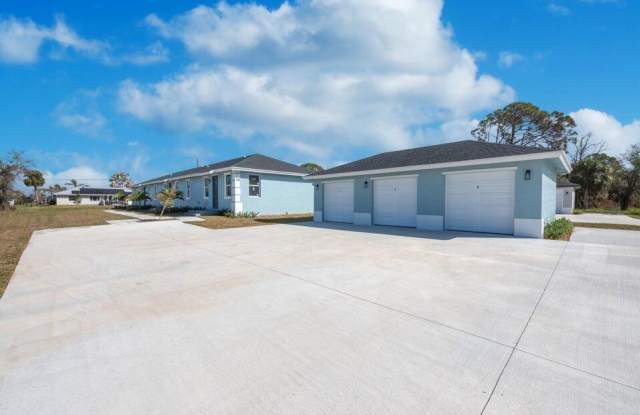 248 Rotonda Boulevard W (NEW) Unit C Gallery 3