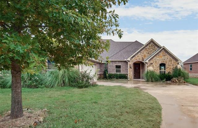 2128 Waterloo Place - 2128 Waterloo Place, Denison, TX 75020