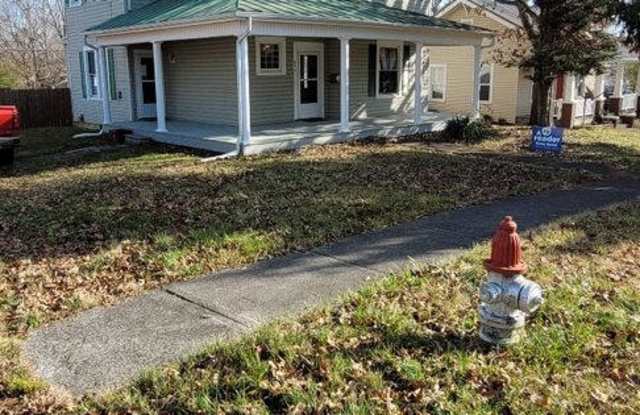 3 bed, 2.5 bath home for rent. photos photos