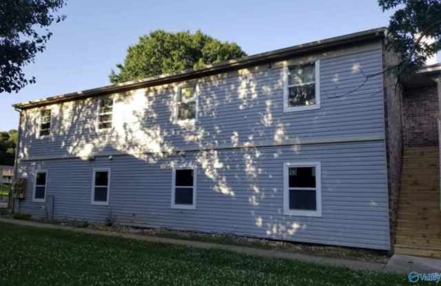 4920 Cotton Row unit: B - 4920 Cotton Row Northwest, Huntsville, AL 35816