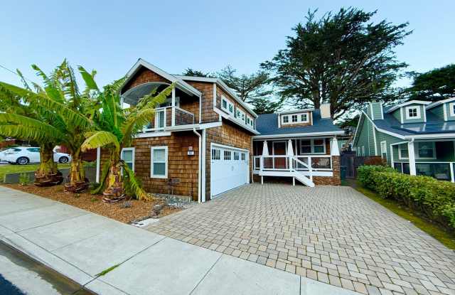 Luxurious Pacifica Retreat with Bonus Suite & EV Ready! photos photos