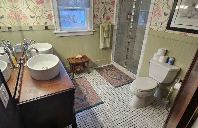 1603 1st Avenue South - 1603 1st Avenue South, Escanaba, MI 49829