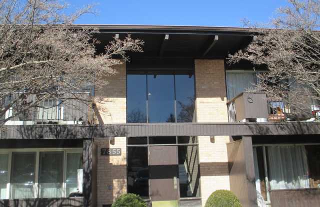 Two Bedroom, Two Bath Condo Located Near Tyson's Corner-McLean Metro photos photos