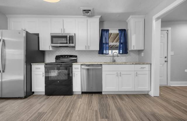 4212 Bart Street photos photos