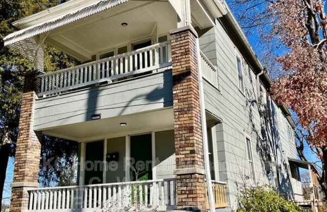 2947 York St. photos photos
