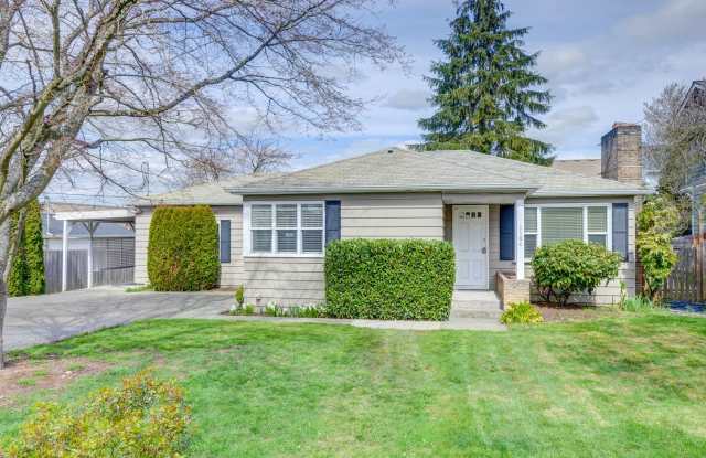 Charming Home in Sought-After Lower Kennydale photos photos