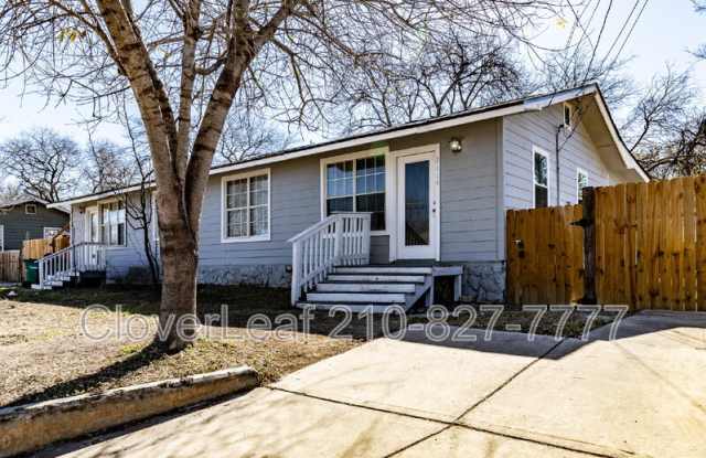 2114 Jupiter St photos photos