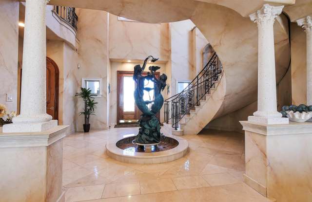 530 W Shore Dr Gallery 4