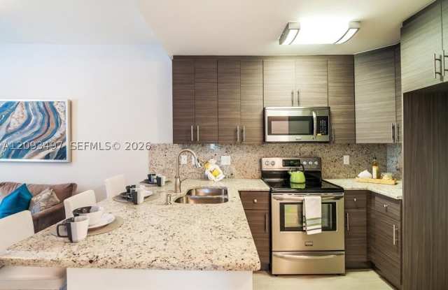 833 SW 13th Ct Gallery 2