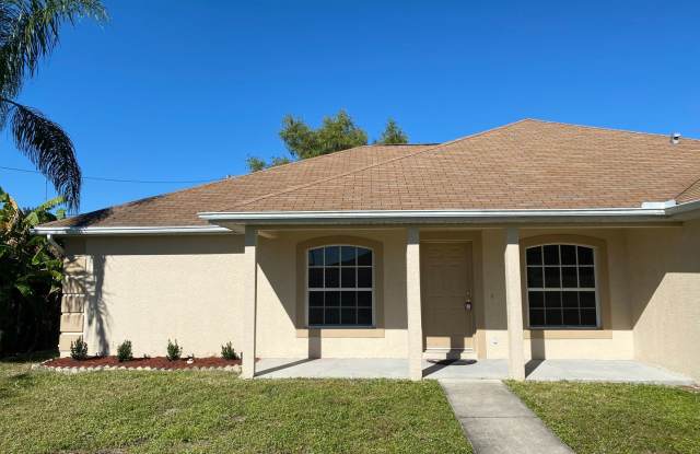 Coming in November 3 bedroom 2 bathroom Single Family Home photos photos